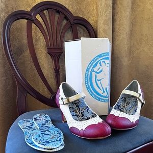 Aris Allen Women's Heeled Oxford Swing Dance Shoe, Wine and Ivory, Size 40